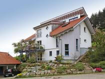 Zweifamilienhaus Natur 141 von Frammelsberger Holzhaus